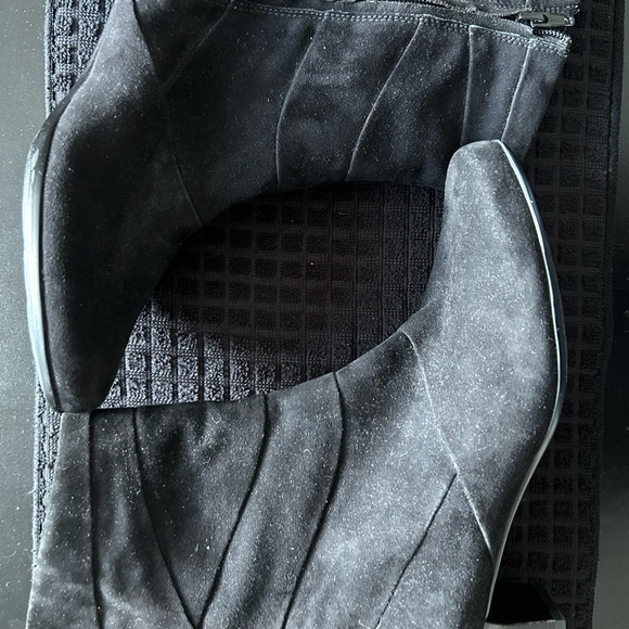 Aravon New Balance Erica Boots Black Suede Casual Mid Calf  Women’s size  9B - Picture 9 of 11